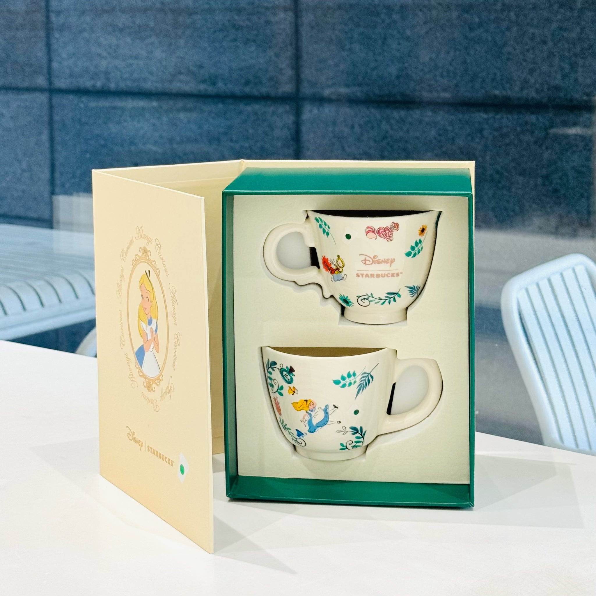 Starbucks Disney 2024 Alice series two mugs set giftbox 200ml & 260ml