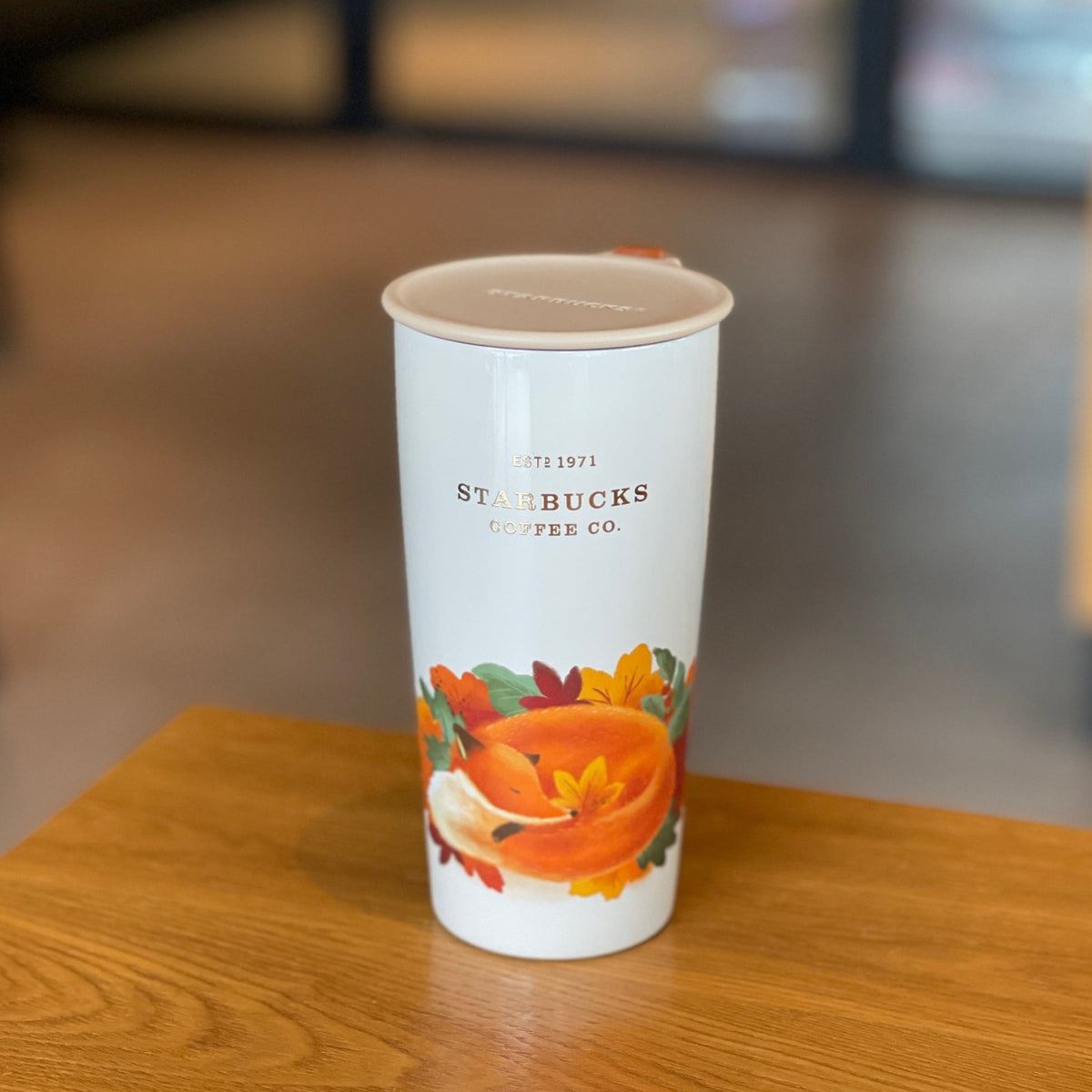 http://loveinstarbucks.com/cdn/shop/products/starbucks-warm-autumn-afterglow-fox-leaves-stainless-steel-thermos-cup-473ml-139717_1200x1200.jpg?v=1674153274