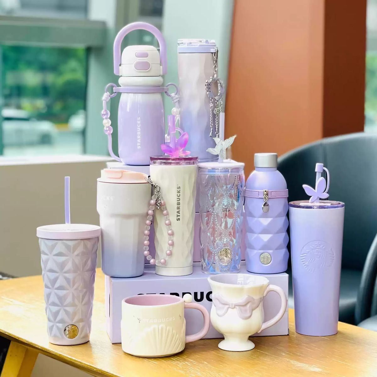 Starbucks China 2025 Dreamy Tales series