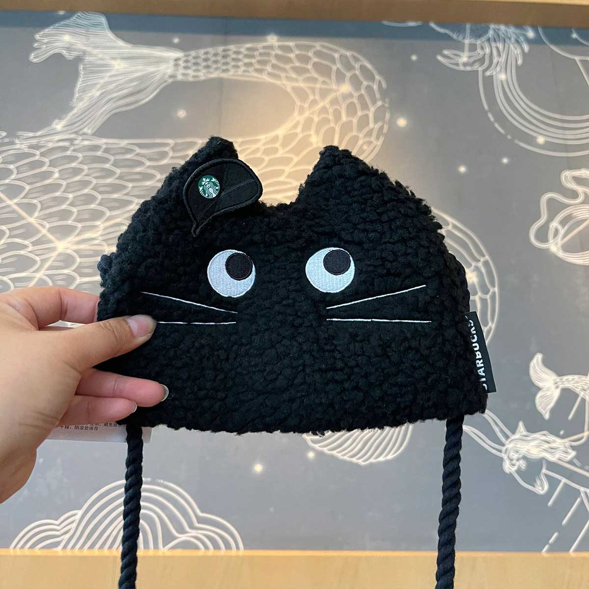 Starbucks China 2023 Halloween Cool Black series Black cat style shoulder bag