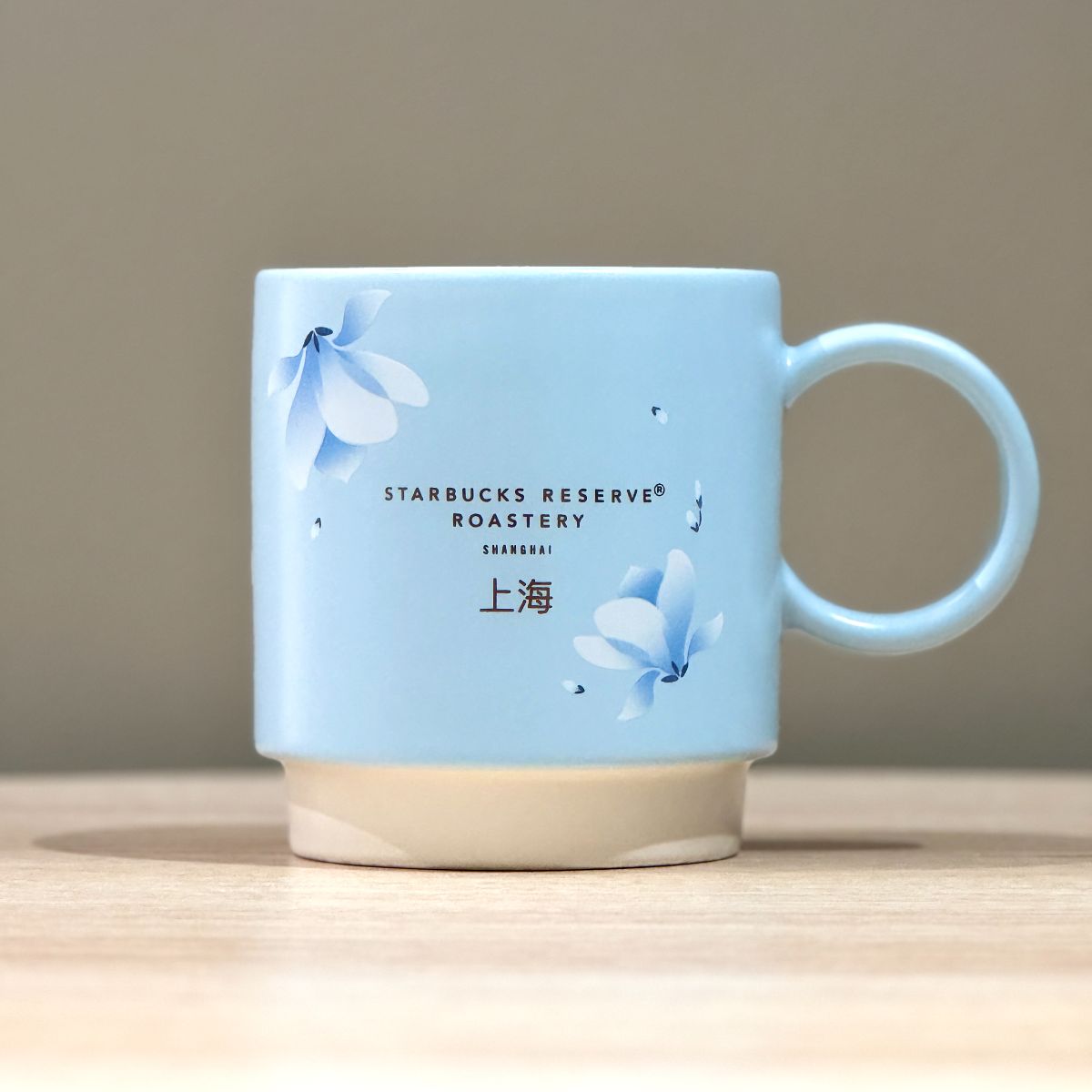 Starbucks China 2023 Shanghai Workshop 6th Anniversary White Magnolia Series light blue mug 355ml