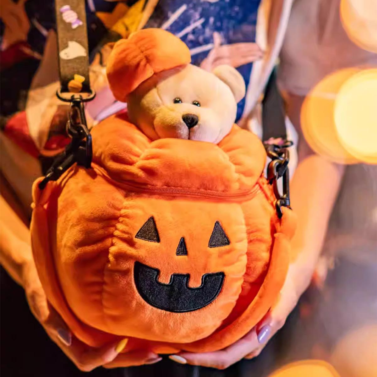 Starbucks China Cute Bear Pumpkin-Shaped Bag