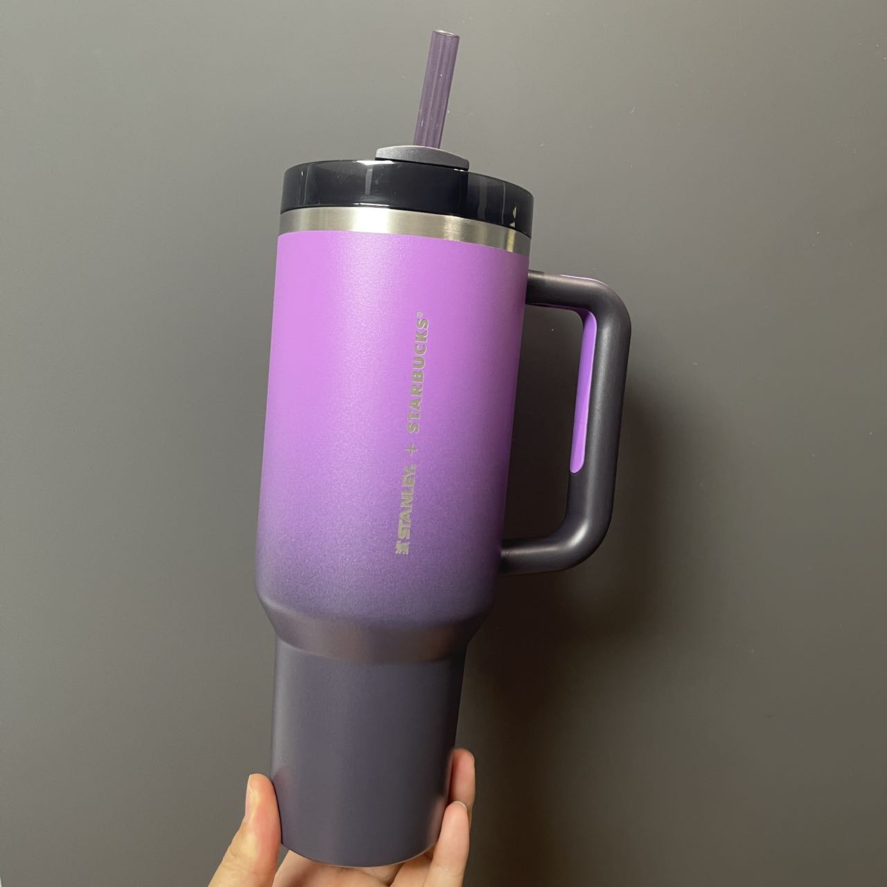 #C1 Tiny dent Starbucks Taiwan 2024 Halloween series Stanley purple Ombre Stainless steel cup 40oz