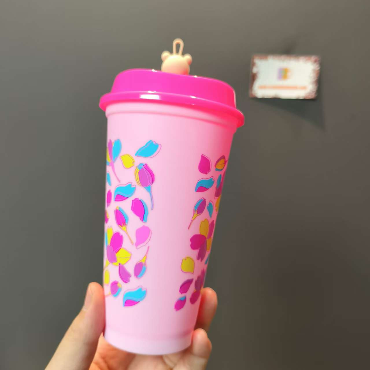 Starbucks Japan pink reusable cup coming with stopper