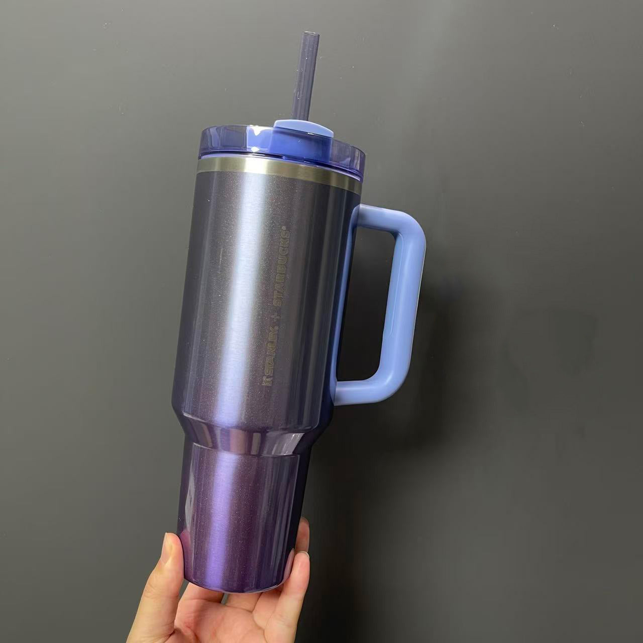 Starbucks Taiwan 2025 autumn purple Stanley stainless steel cup 40oz