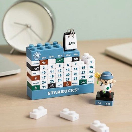 Starbucks Taiwan Building Blocks blue white calendar with cute topper