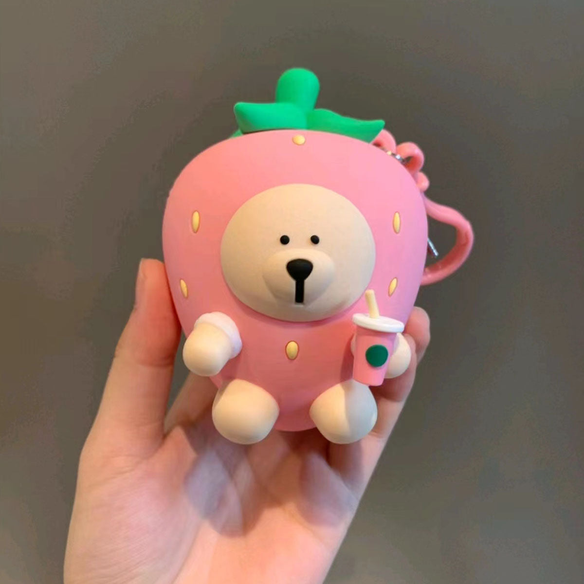 Starbucks Tumblers China 2023 Natural series Strawberry bear/ coffee bean bear coin purse bag Decompression toy