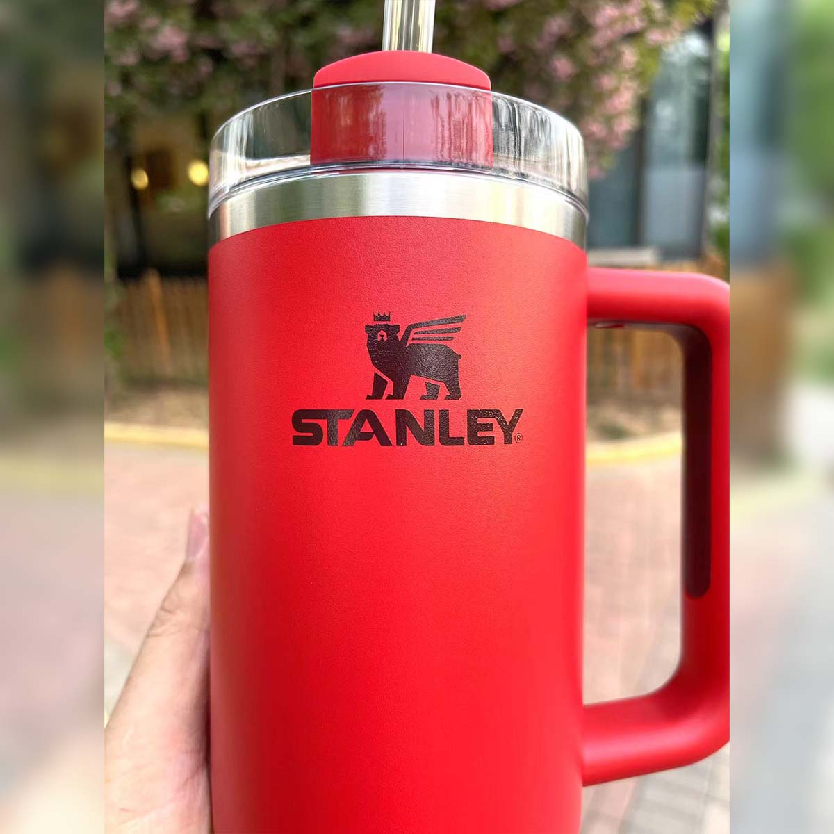 Stanley tumbler China Lava/celebration red Stainless steel straw cup 30oz